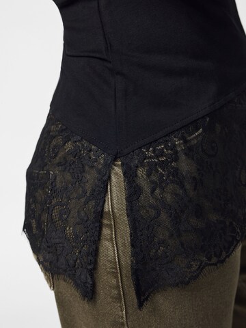 T-shirt 'PCSpica' PIECES en noir