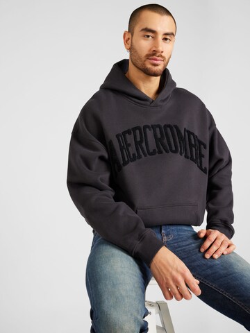 Abercrombie & Fitch Sweatshirt i sort