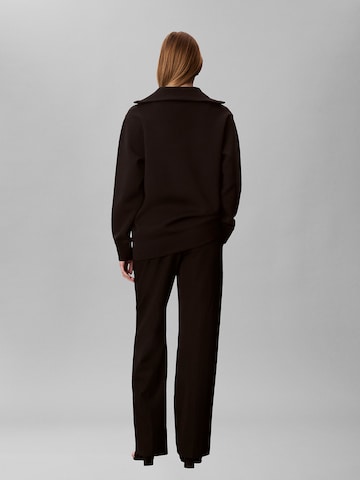 Calvin Klein Sweatshirt in Black