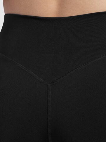 Coupe slim Pantalon de sport ' Lavina ' Smilodox en noir