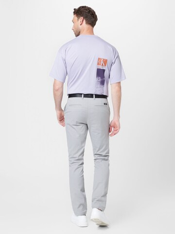 Calvin Klein Slimfit Chino kalhoty – šedá