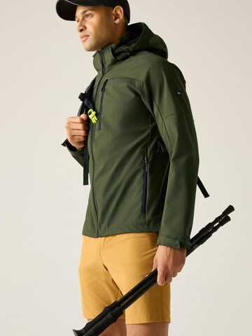 REGATTA Outdoor jacket 'Regatta Softshelljacke Arana' in Green