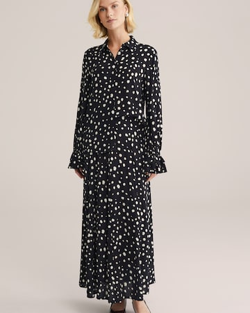 Fustă de la WE Fashion pe negru