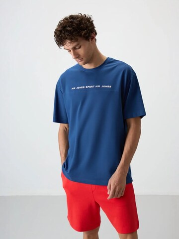 Tommy Life Shirt 'T-Shirts' in Blauw: voorkant