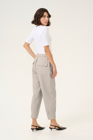 Loosefit Pantalon à plis Kaffe en beige