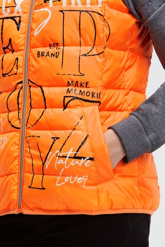 Soccx Vest in Orange