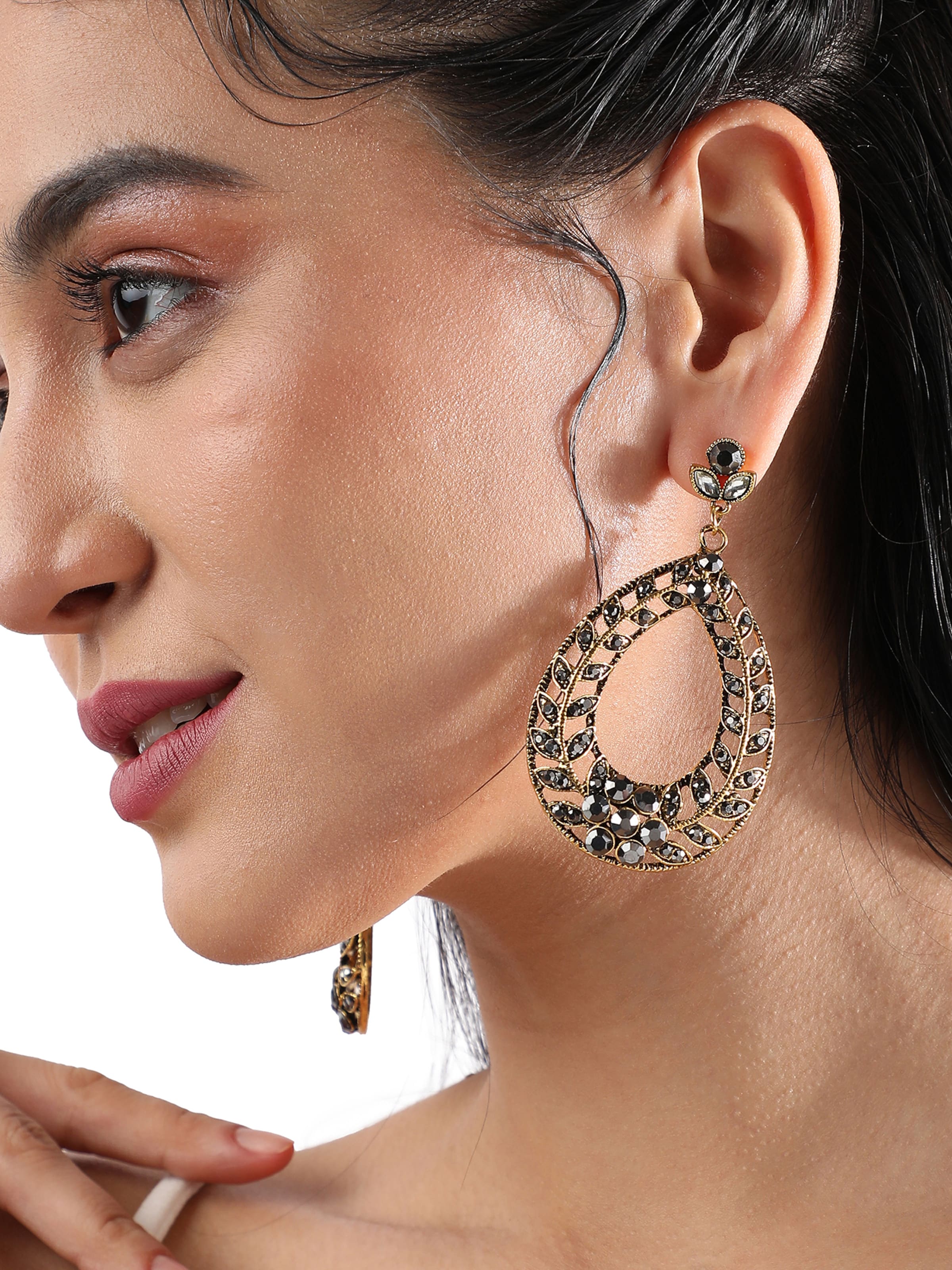 Boucles d'oreilles 'Golden' SOHI en argent : devant