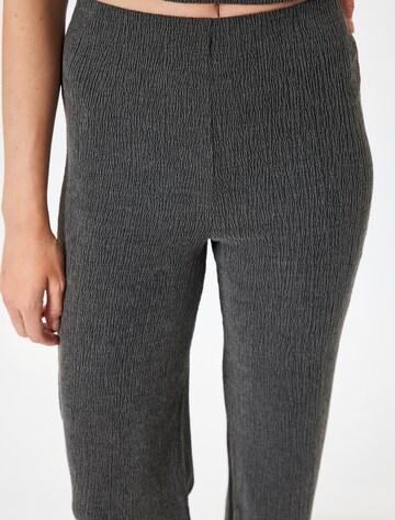 Koton Regular Broek in Grijs