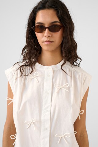 SOAKED IN LUXURY - Blusa 'SLJoa Blanca' em branco