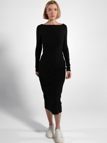 GORG Dress in Black: front