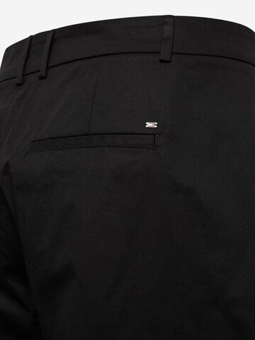 regular Pantaloni chino di Tommy Hilfiger Curve in nero