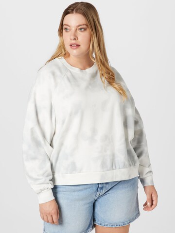 Sweat-shirt 'Vintage Raglan Crew' Levi's® Plus en blanc : devant