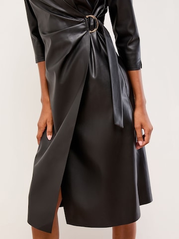 Robe Lipsy en noir