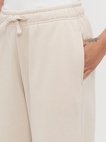 Loosefit Pantalon 'ONLBEST' Only Petite en gris