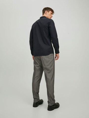 JACK & JONES Comfort fit Button Up Shirt 'Blaparker' in Black
