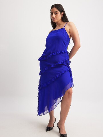 NA-KD Kleid in Blau: Vorderseite