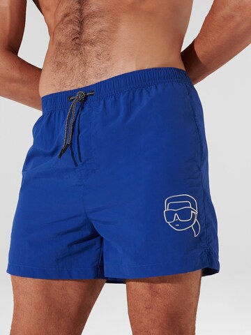 Shorts de bain 'Ikonik' Karl Lagerfeld en bleu : devant