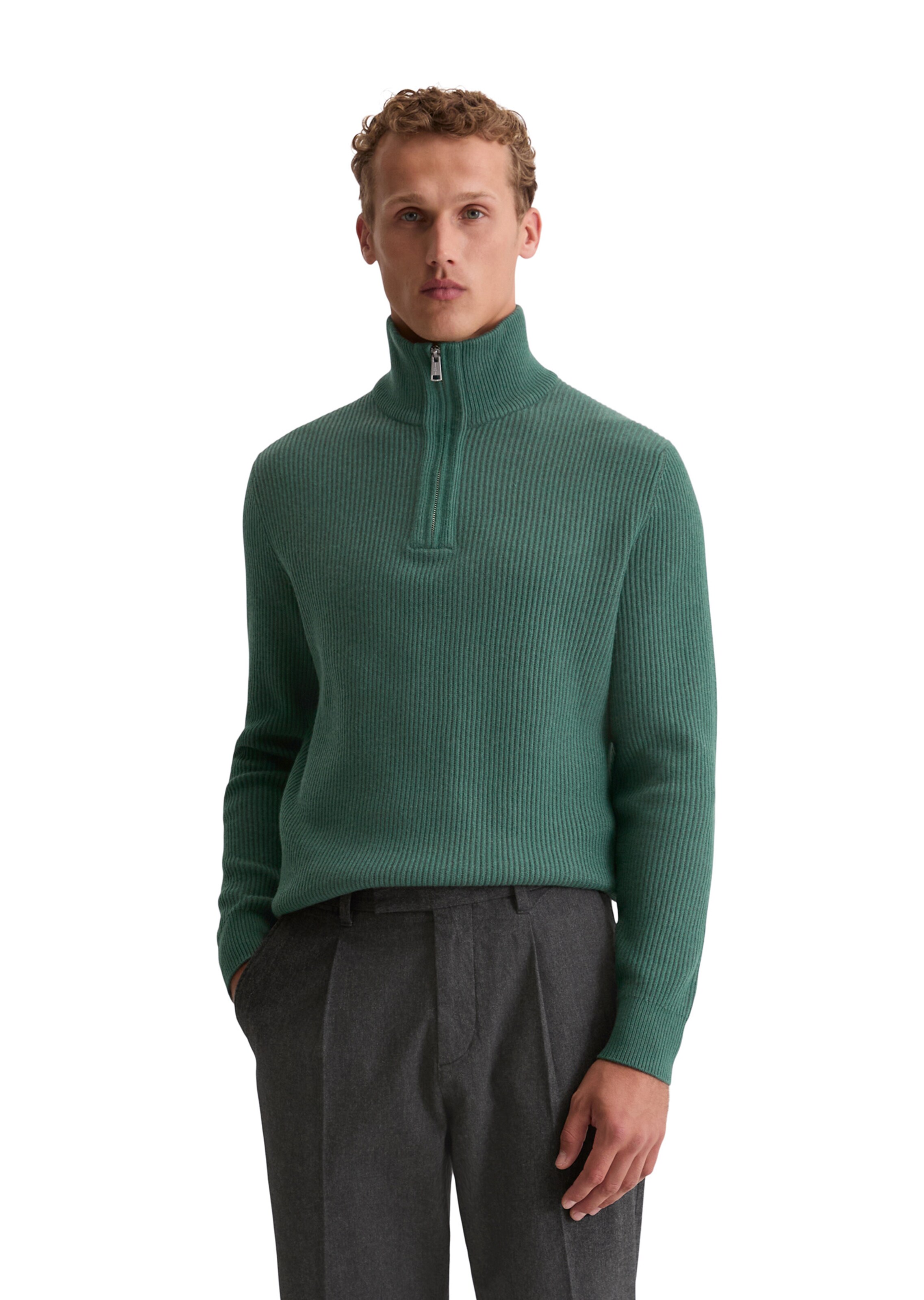 Marc O'Polo Sweater in Green: front