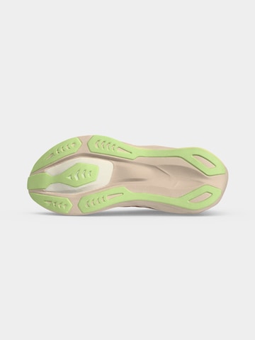 Chaussure de course 'Novablast 6' ASICS en beige