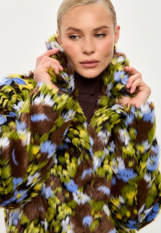 CESARE GASPARI Winter Coat in Green