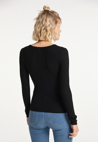 usha BLUE LABEL Sweater in Black
