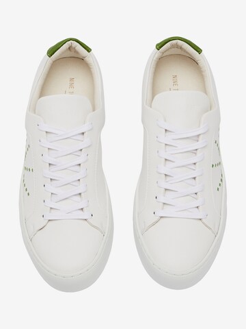 NINE TO FIVE Sneakers 'Grácia' in Green