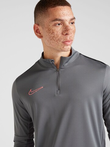 NIKE - Camiseta funcional 'Academy 23' en gris