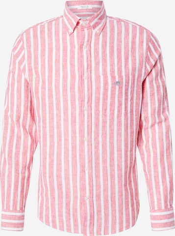 Coupe regular Chemise GANT en rouge : devant