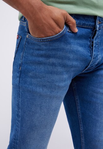 MUSTANG Loose fit Jeans in Blue