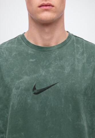 Maglia funzionale di Nike Sportswear in verde