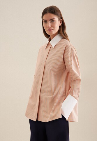 SEIDENSTICKER Blouse 'Schwarze Rose' in Oranje: voorkant