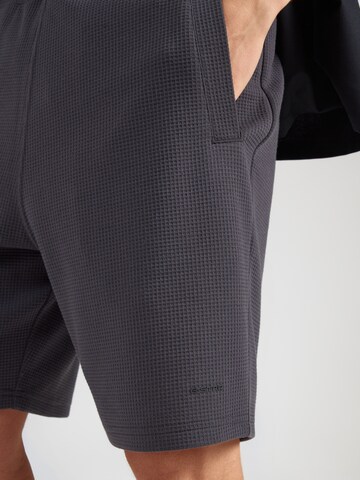 Regular Pantalon G-STAR en gris