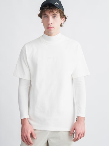 Nike Sportswear T-Shirt 'ESS' in Weiß: Vorderseite
