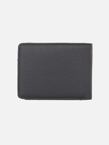 Pull&Bear Wallet in Black
