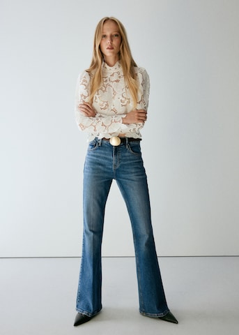 MANGO Blouse in White: front