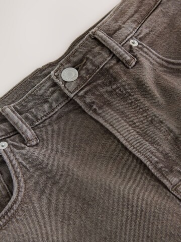 Next Regular Jeans 'Authentic' in Braun