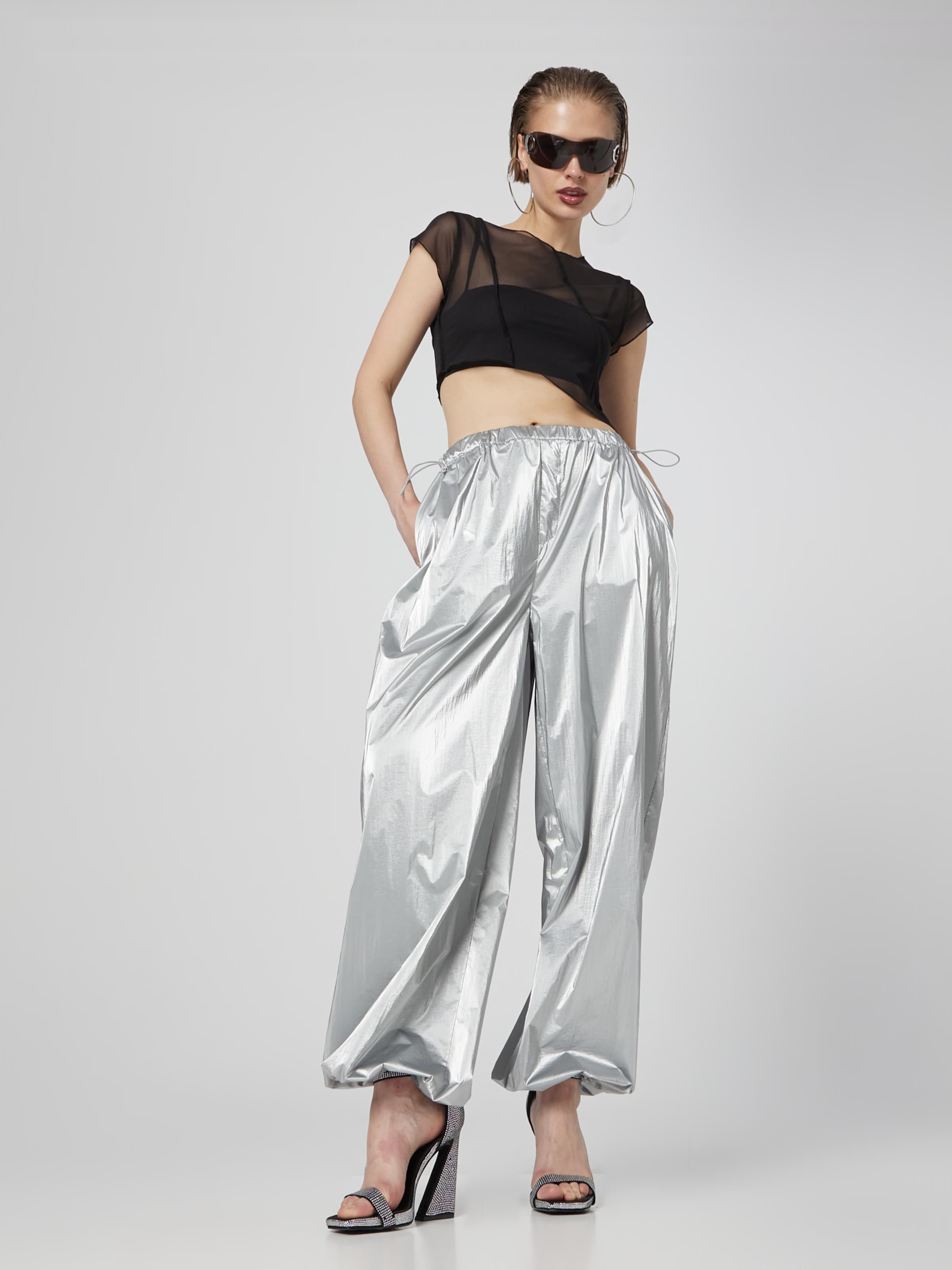 Silver Wide Leg Pants | Izzy's Thrift Co.