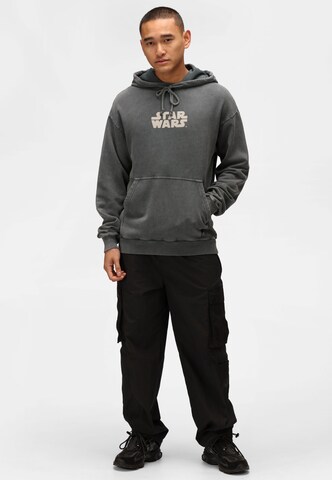 Recovered Sweatshirt 'Star Wars Ship Battle' in Grijs