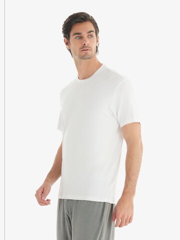 Maillot de corps Blackspade en blanc : devant
