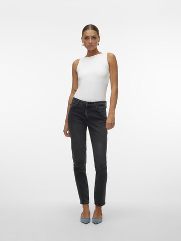 Top 'VMMillion' di VERO MODA in bianco