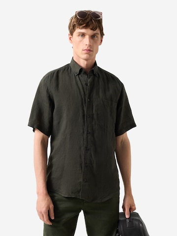 BOGNER Regular Fit Hemd 'Lykos' in Grün: Vorderseite