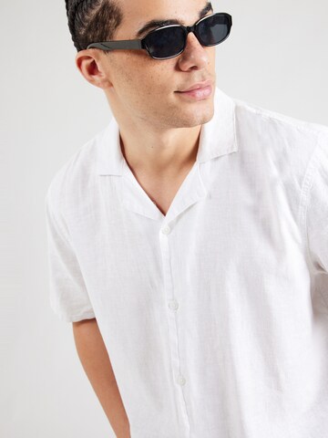Comfort fit Camicia di HOLLISTER in bianco