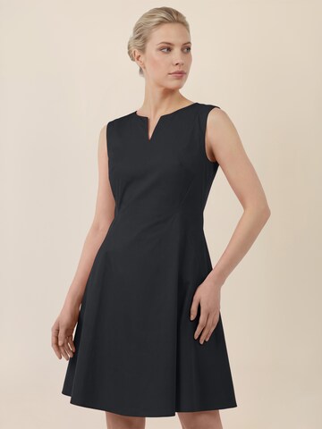 APART Kleid in Schwarz