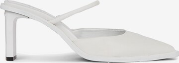 Calvin Klein - Sapatos de salto em branco