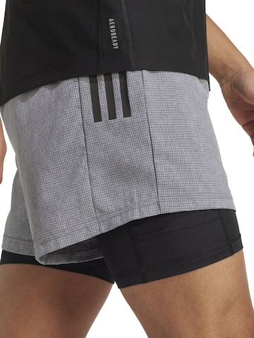 ADIDAS PERFORMANCE Обычный Спортивные штаны 'Own The Run' в Серый