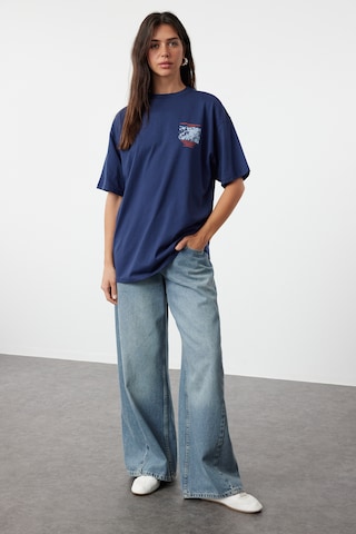 Tricou de la Trendyol pe albastru