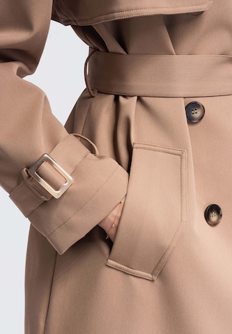 Ombre Between-seasons coat in Beige