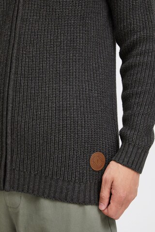 !Solid Knit Cardigan 'Xenos' in Grey