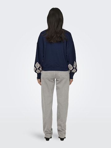 ONLY Sweatshirt 'Brooke' in Blau