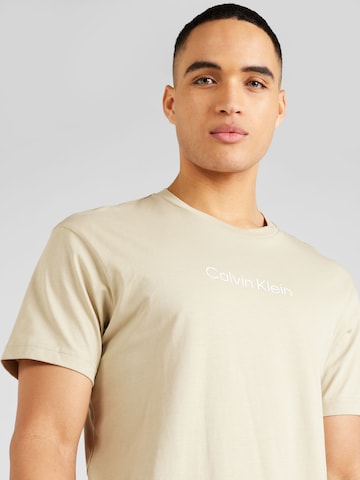 Calvin Klein Μπλουζάκι 'Hero' σε πράσινο